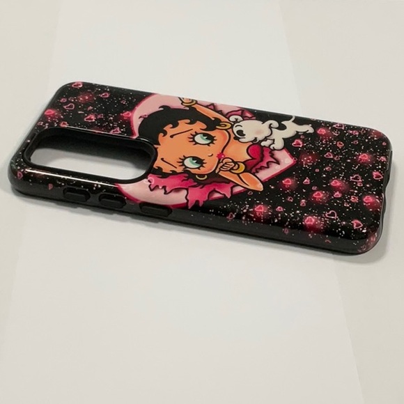Samsung Galaxy S23 Tough Case - “Betty Boop & Pudgy in Retro Black & Pink” - Picture 5 of 6